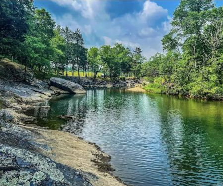 Mena Creekside RV Park