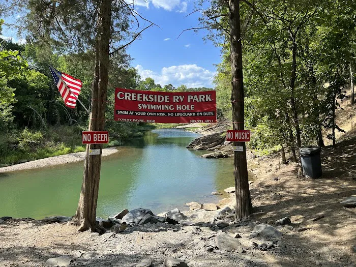 Mena Creekside RV Park Picture 6
