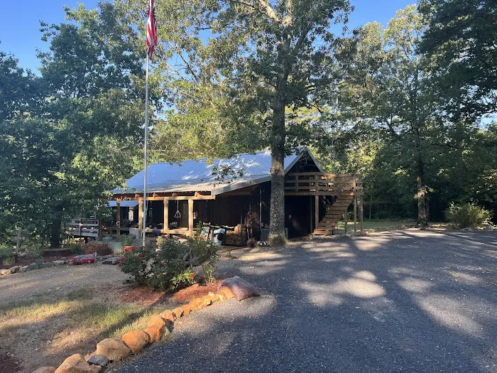 Mena Creekside RV Park Picture 4