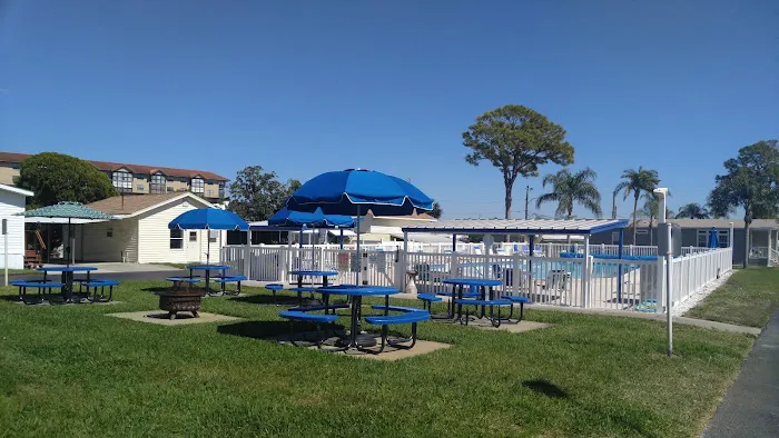 Lake Seminole Estates Picture 2