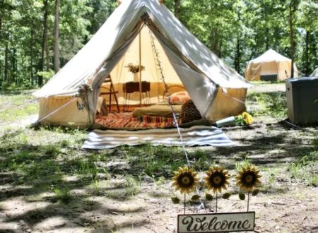 Hawks Bluff Campground and General Store