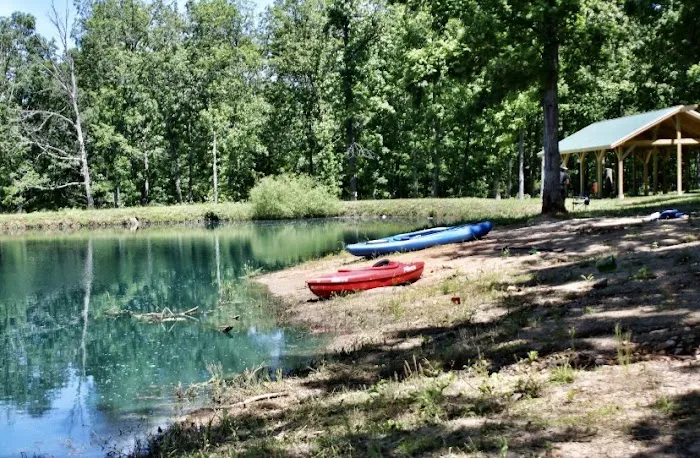 Hawks Bluff Campground and General Store Picture 3