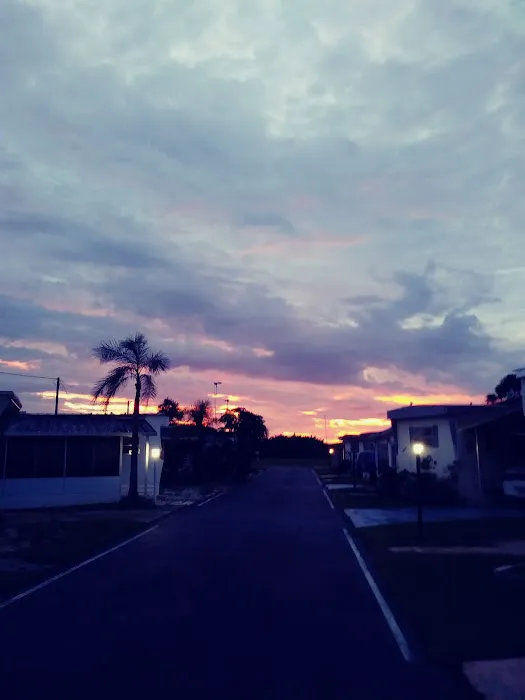 Avon Mobile Home Park Picture 9
