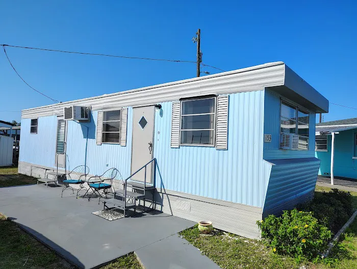 Avon Mobile Home Park Picture 7