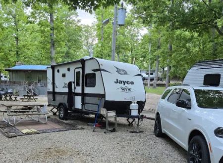 Misty Cove Resort Campground
