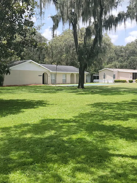 Plantation Oaks Picture 4