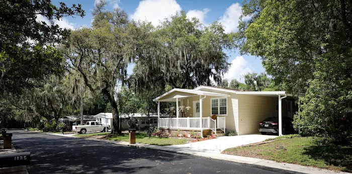 Country Villa Estates Picture 10