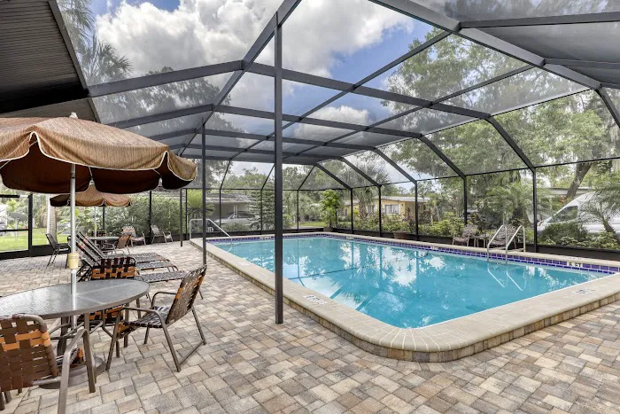Country Villa Estates Picture 5