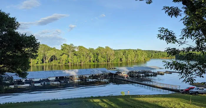 Holliday Landing Campground Picture 4