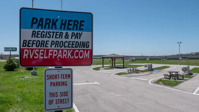 RV Self-Park Picture 3