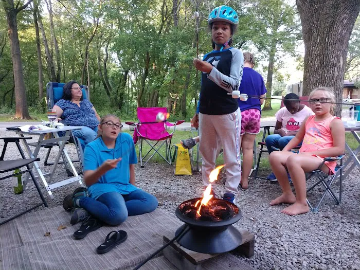 West Overlook Campground Picture 3