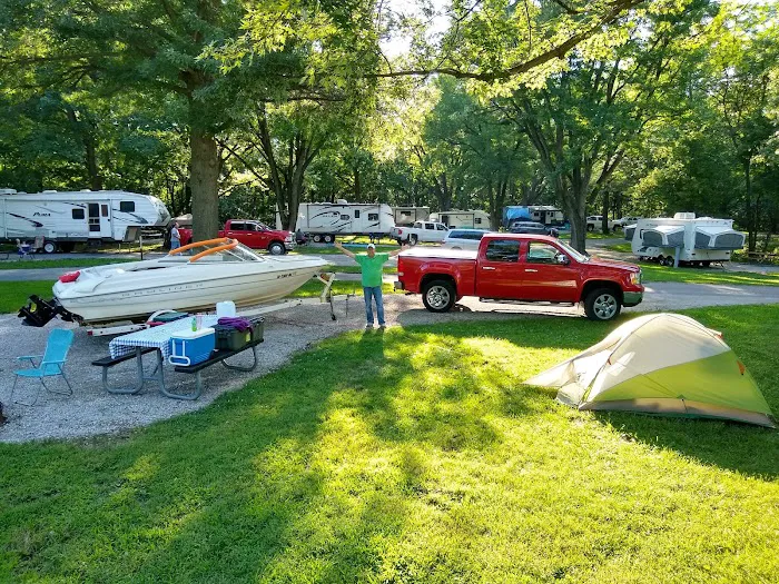 Coralville Dam Complex Campgrounds Picture 4