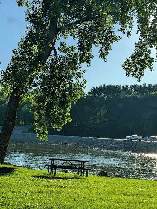 Coralville Dam Complex Campgrounds Picture 10
