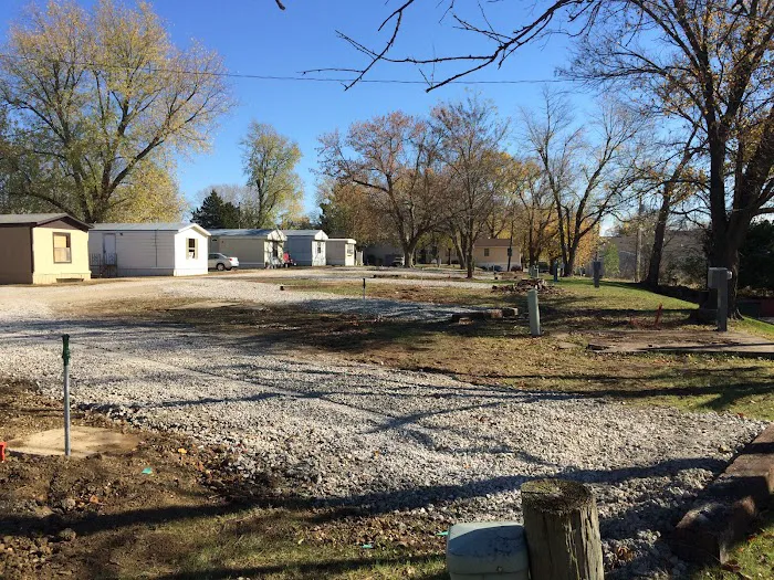 Whiteman RV and Mobile Home Park Picture 2