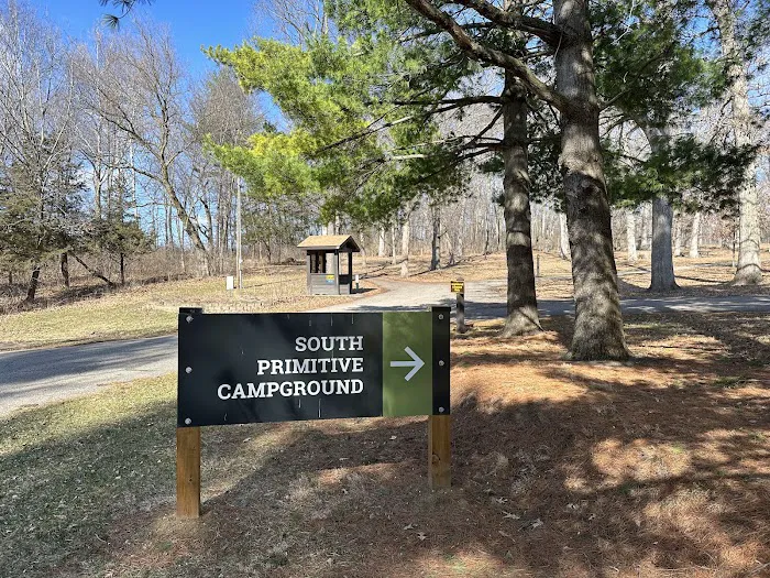 Lake Macbride Southern Campground Picture 5