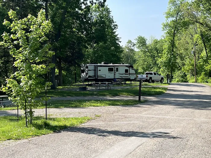 Lake MacBride North Modern Campground Picture 2