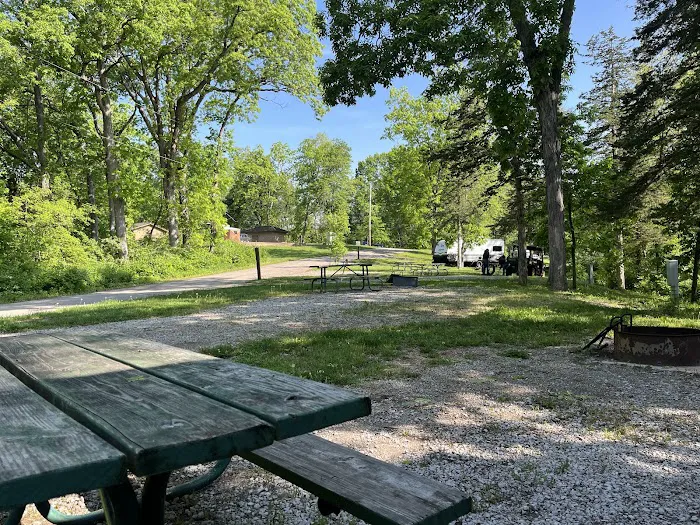 Lake MacBride North Modern Campground Picture 1