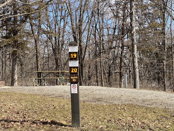 Lake MacBride North Modern Campground Picture 9