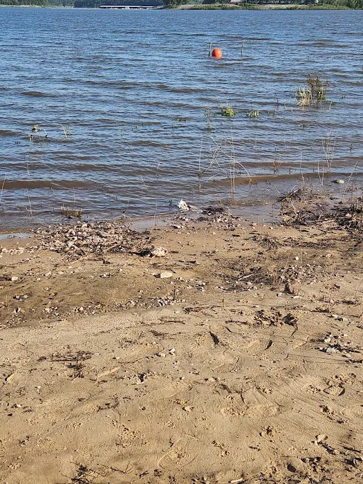 Sandy Beach Campground Picture 8