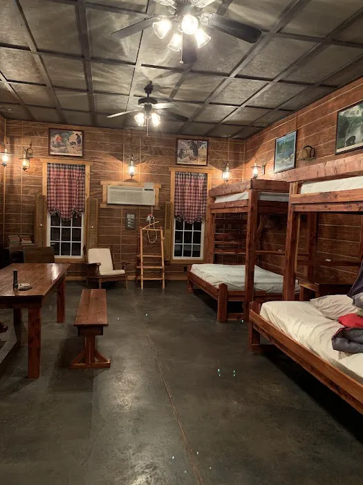 River Valley Lodge & Campground Picture 2