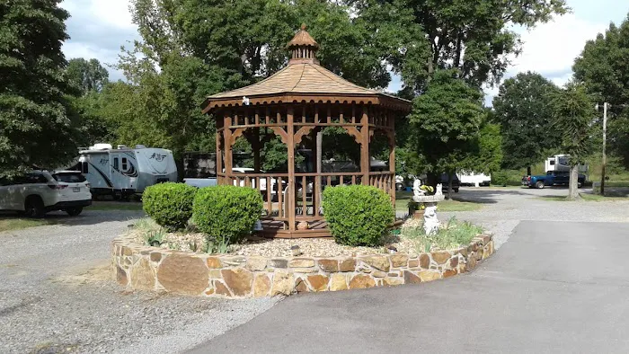 Crossroads RV Park Corp. Picture 9