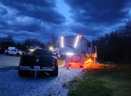 Mitchell's Landing RV Park on Lake Hudson