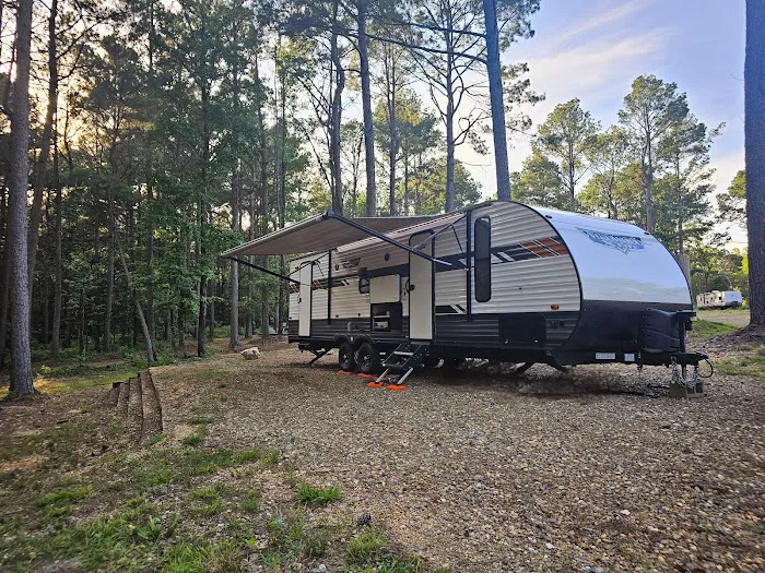 Redwood RV Park Picture 1