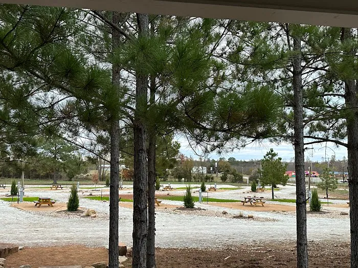 Cherokee Wild RV Resort Picture 6