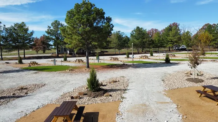 Cherokee Wild RV Resort Picture 4