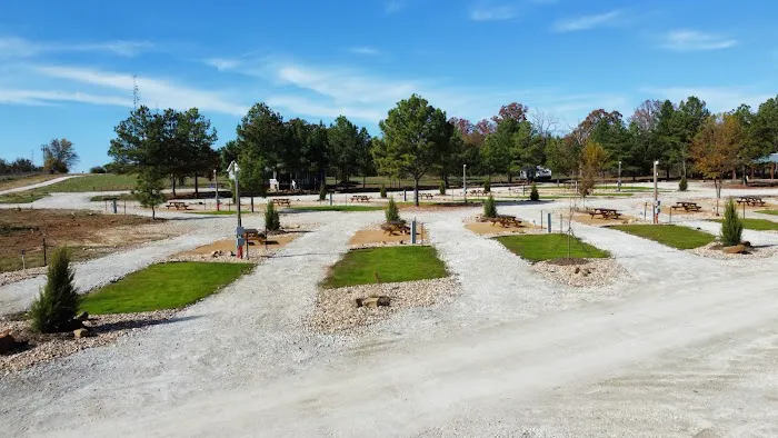 Cherokee Wild RV Resort Picture 5