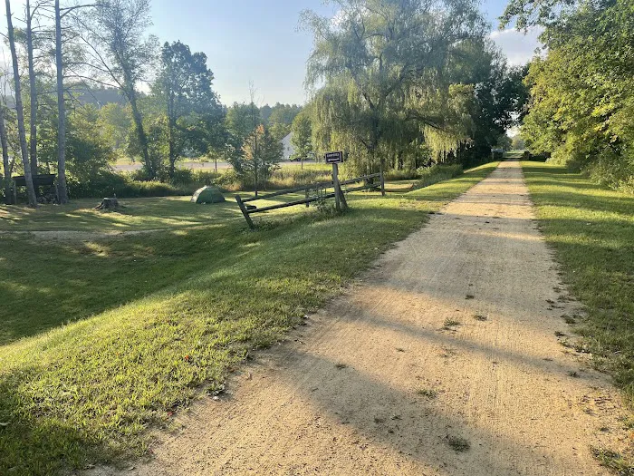 Baker's Field Campground Picture 2