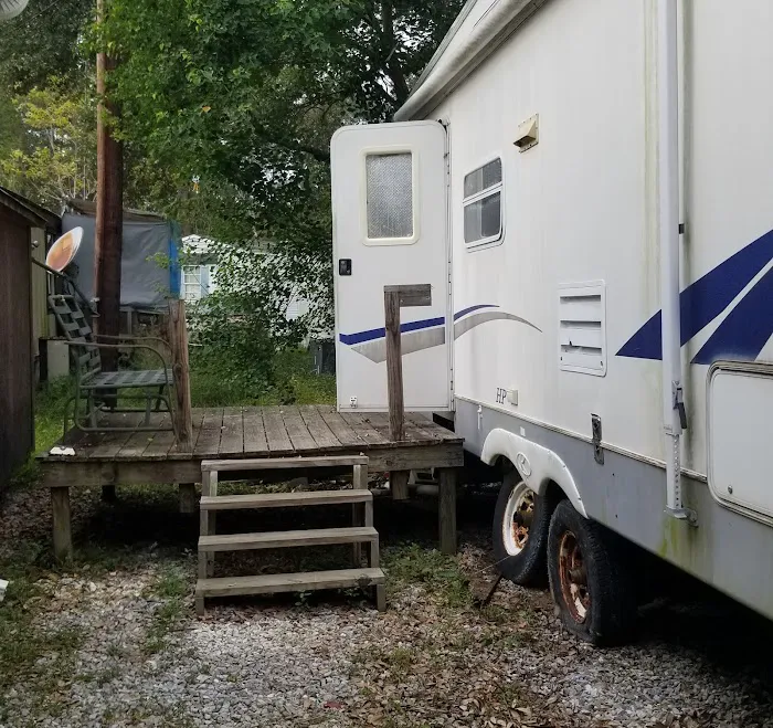 Covington Oaks Mobile Home Park Picture 2