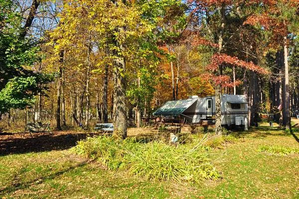 Yukon Trails Campground Picture 9