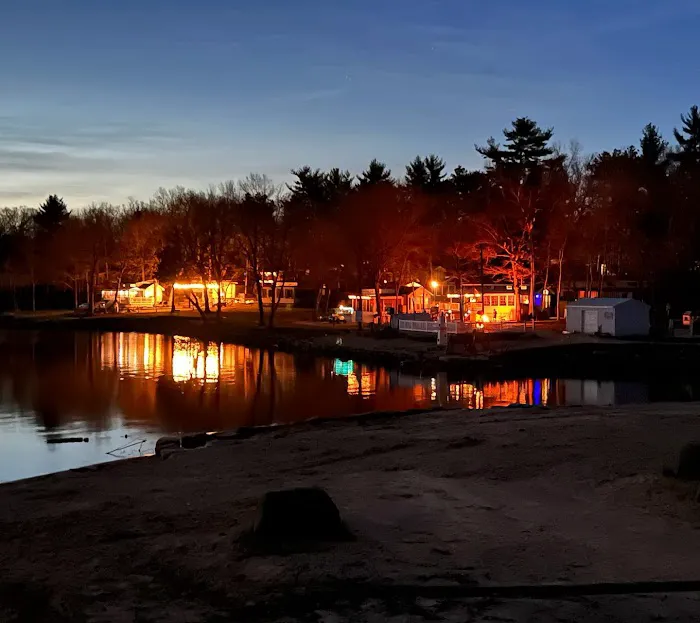 Holiday Shores Campground & Resort Picture 1
