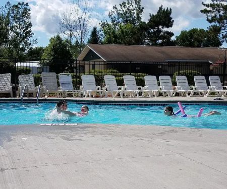 River Bay Premier Camping Resort