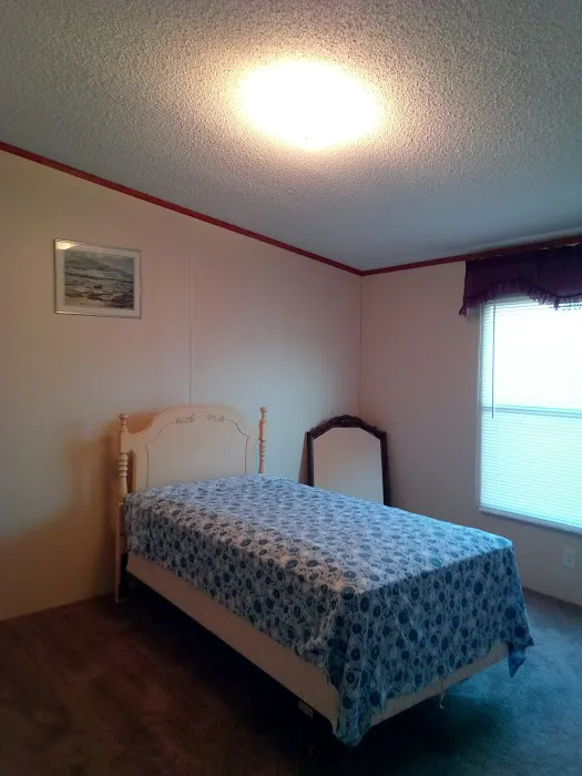 Holiday Village Mobile Home Park Picture 7
