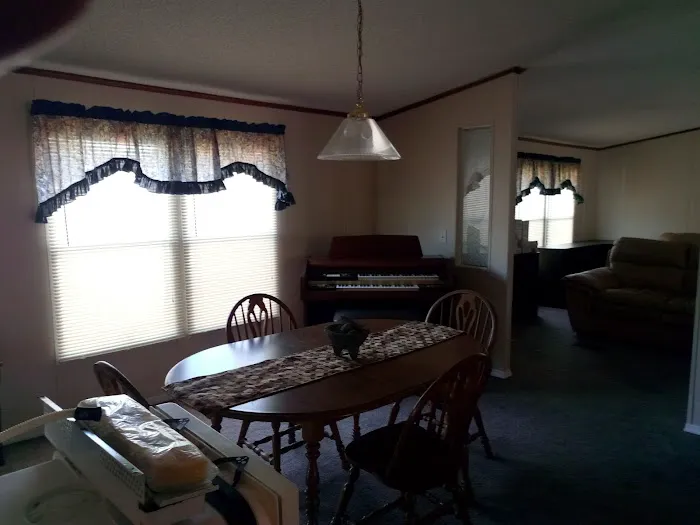 Holiday Village Mobile Home Park Picture 9