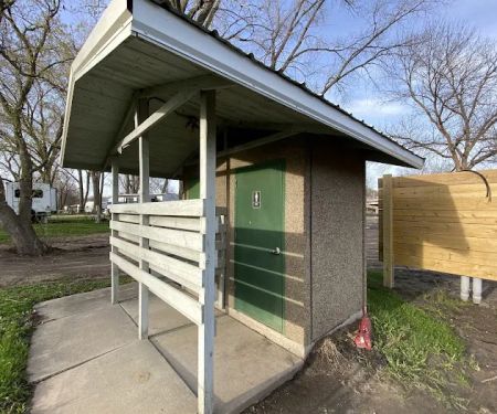 Quasky Veteranu2019s Memorial Campground