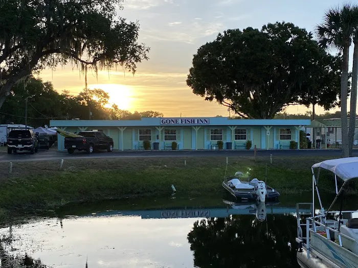 Lake Marian Resort RV & Mobile Home Park Picture 8