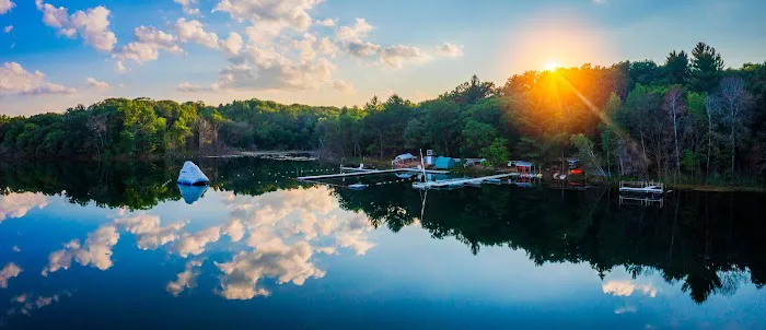 Emrick Lake Campground & Resort Picture 8