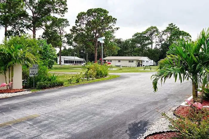 Lake Letta RV Park Picture 2