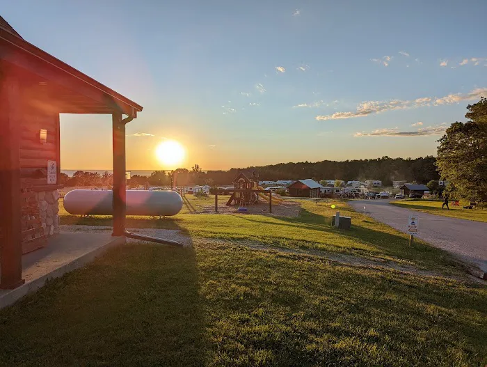 Lakeview RV Park and Cabins Picture 6