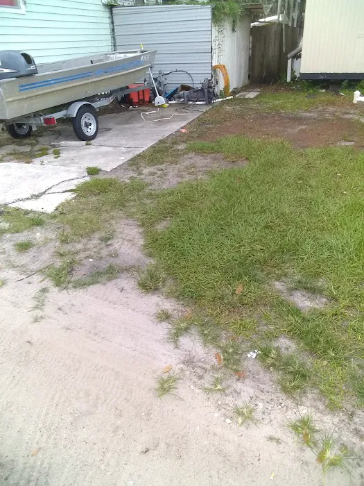 Riverlawn Manufactured Home Community Picture 7