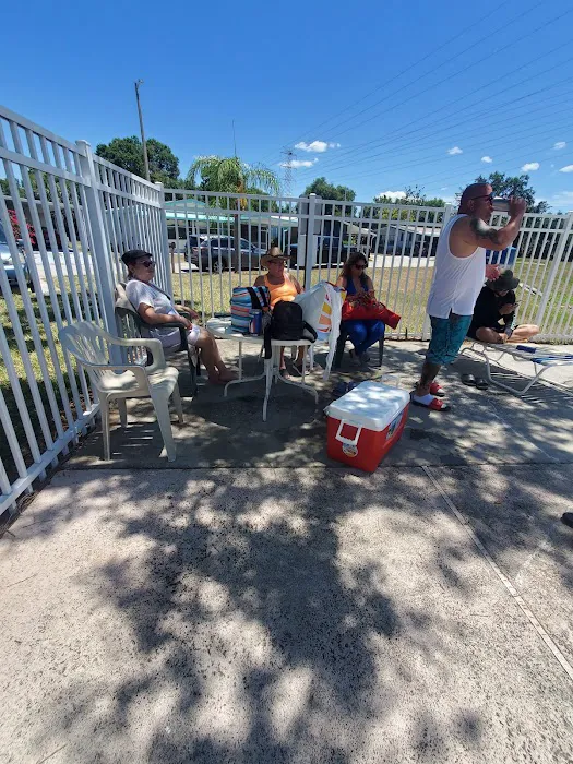 Alafia Riverfront Mobile Home Park Picture 10