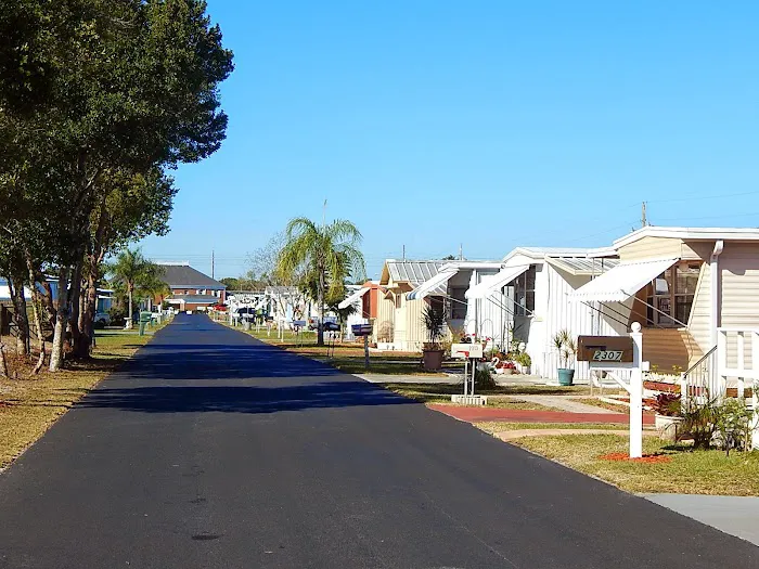 Lakeview Mobile Village Picture 7
