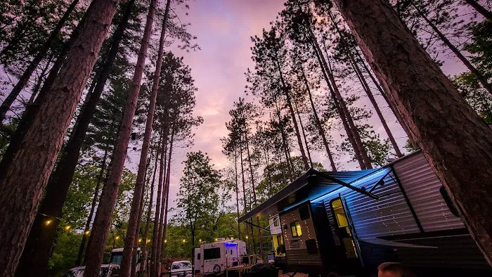 Wilson Lake Campground & Resort Picture 10