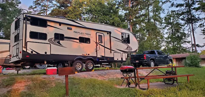 Maxwell-Gunter AFB Lake Martin Recreation Area Picture 6