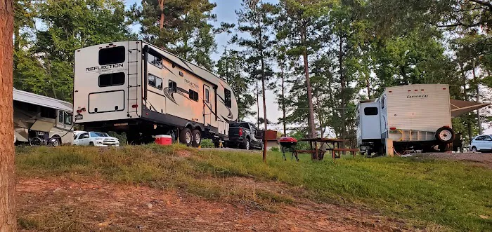 Maxwell-Gunter AFB Lake Martin Recreation Area Picture 3