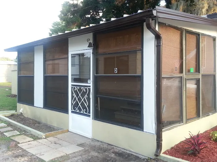Tidy Nest Mobile Home Park Picture 2