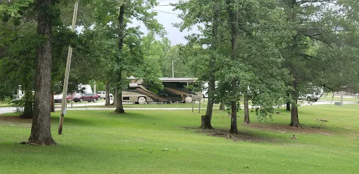 Spring Villa Campground Picture 4